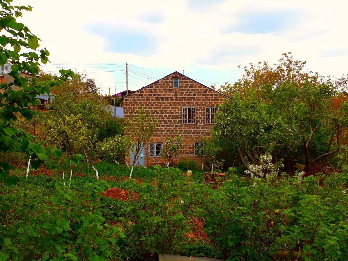 Your Getaway Home Erivan Exterior foto